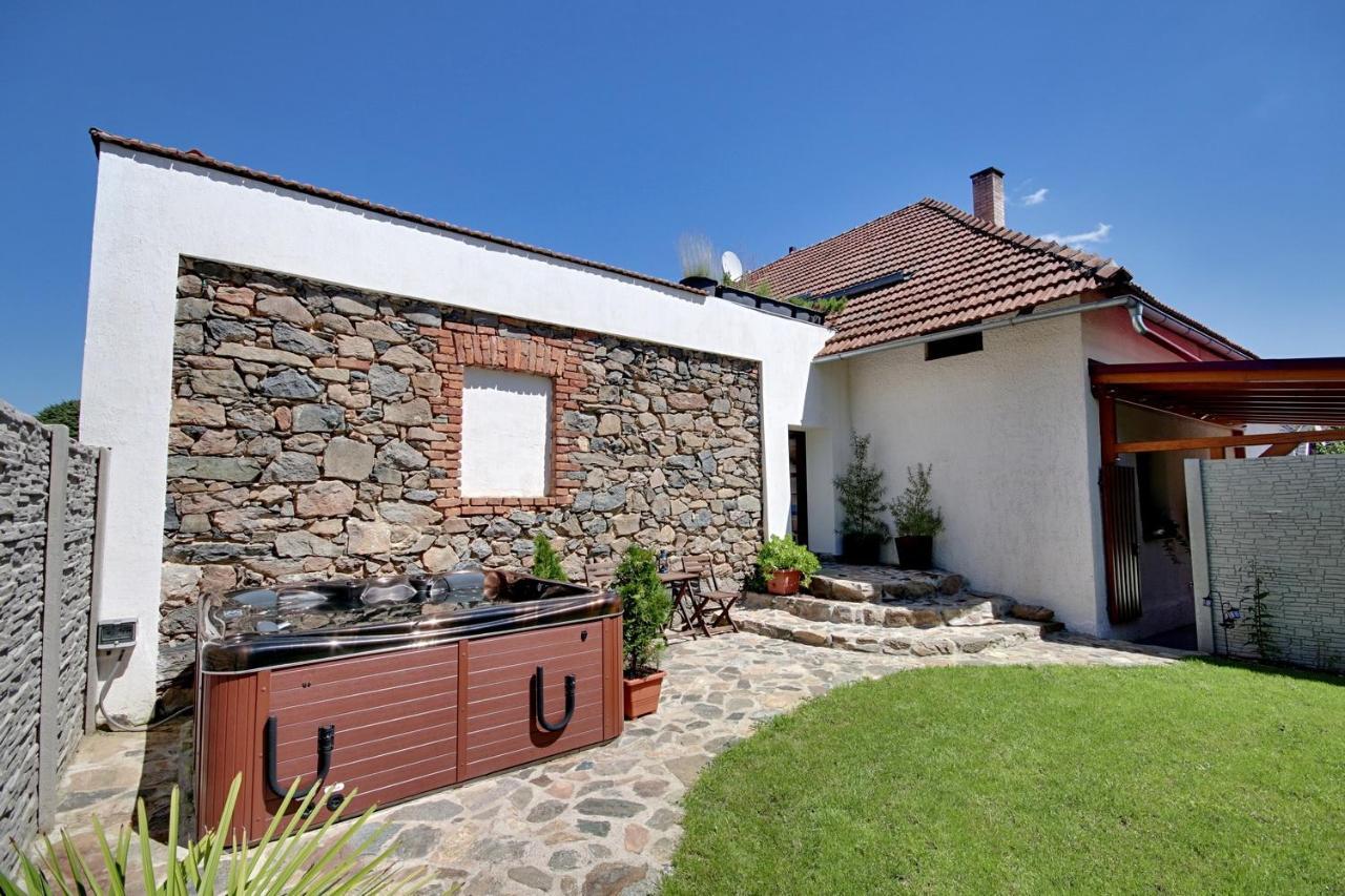 Holiday Home Kvitek Ctetin Εξωτερικό φωτογραφία